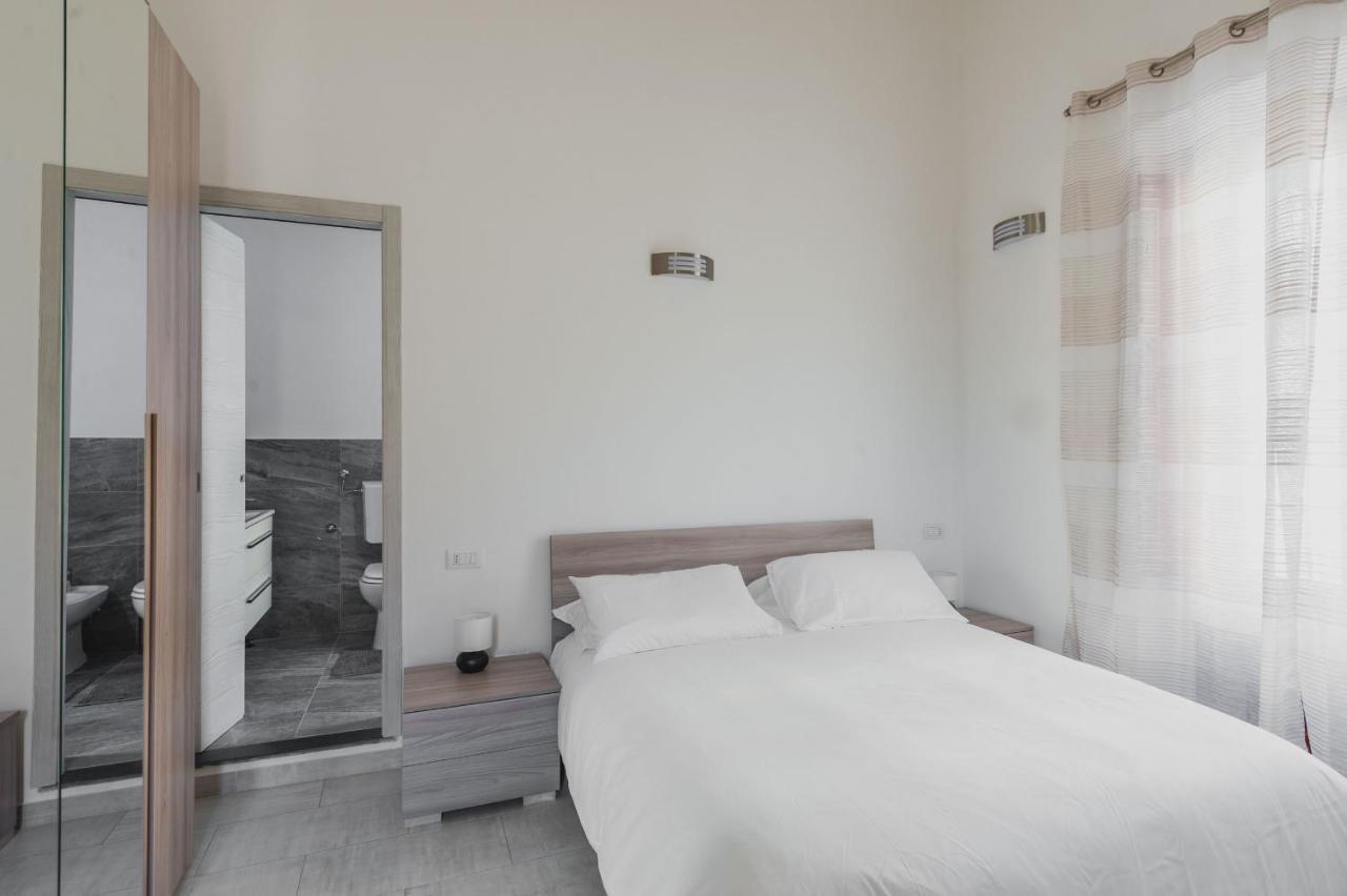 Modern Duplex With Balcony By Wonderful Italy Apartment Catania Bagian luar foto