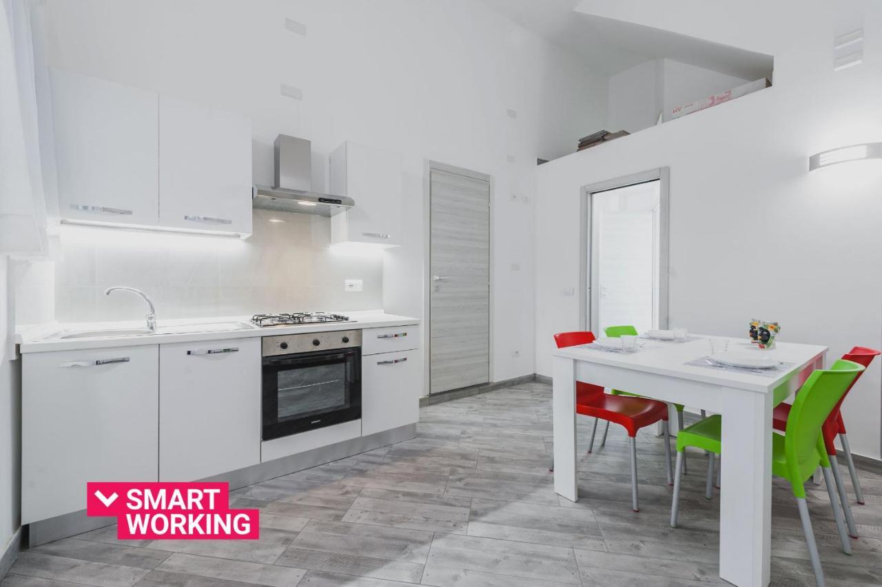 Modern Duplex With Balcony By Wonderful Italy Apartment Catania Bagian luar foto