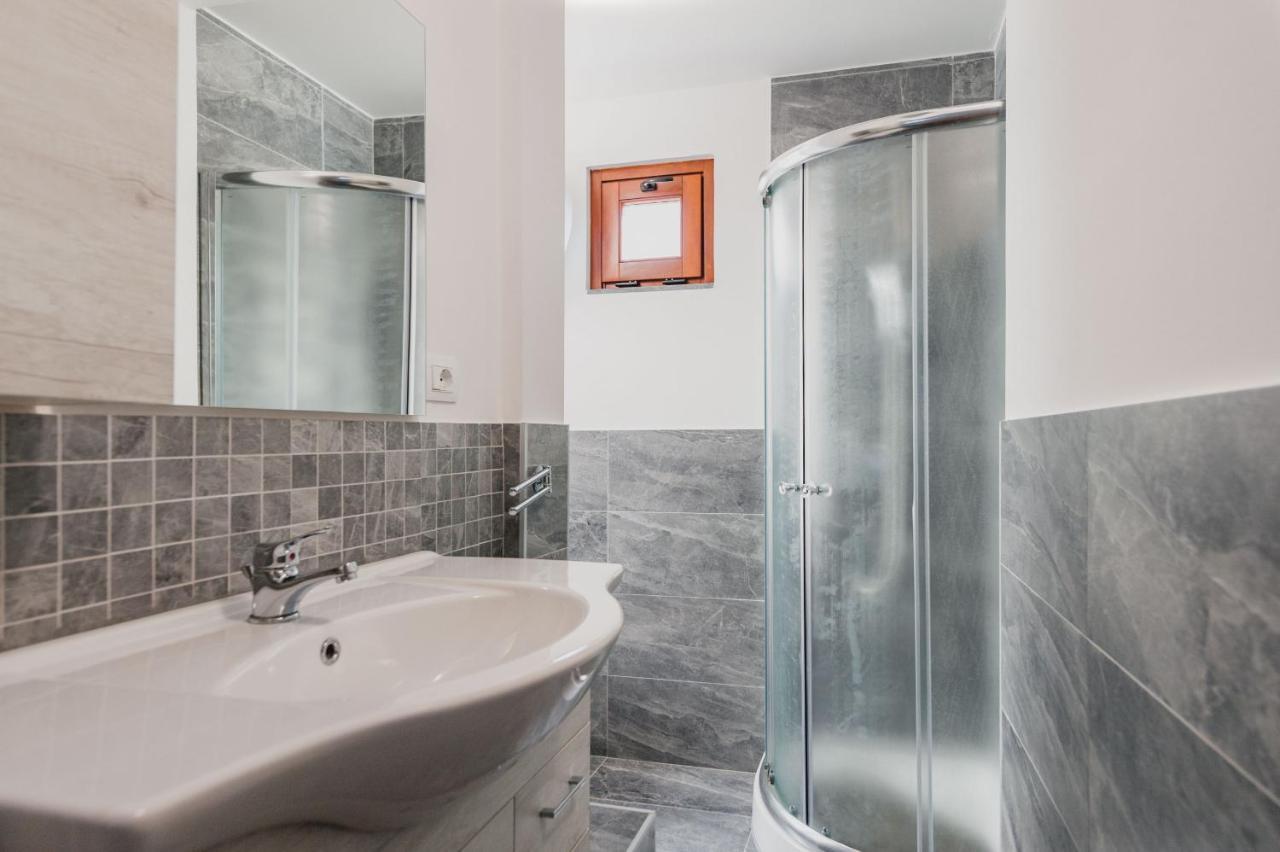 Modern Duplex With Balcony By Wonderful Italy Apartment Catania Bagian luar foto